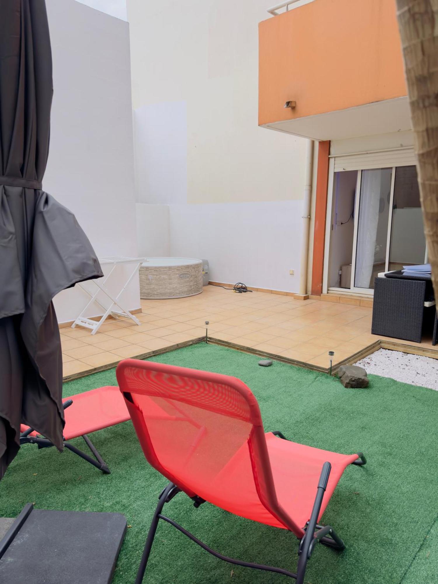 شقة Le Petit Oasis سان دوني المظهر الخارجي الصورة
